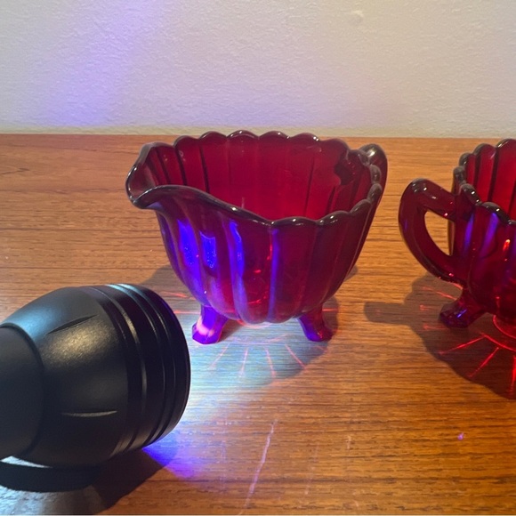 Vintage Imperial Glass Ruby Red Pillar Flute Footed Creamer and Open Sugar - Picture 4 of 8